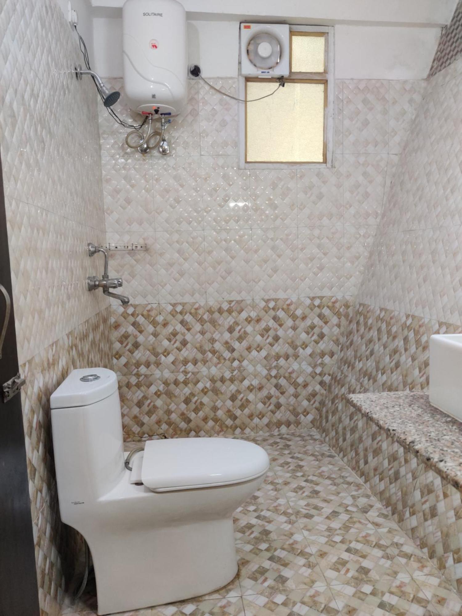 Kunwar Residency Hotel Rishikesh Bilik gambar